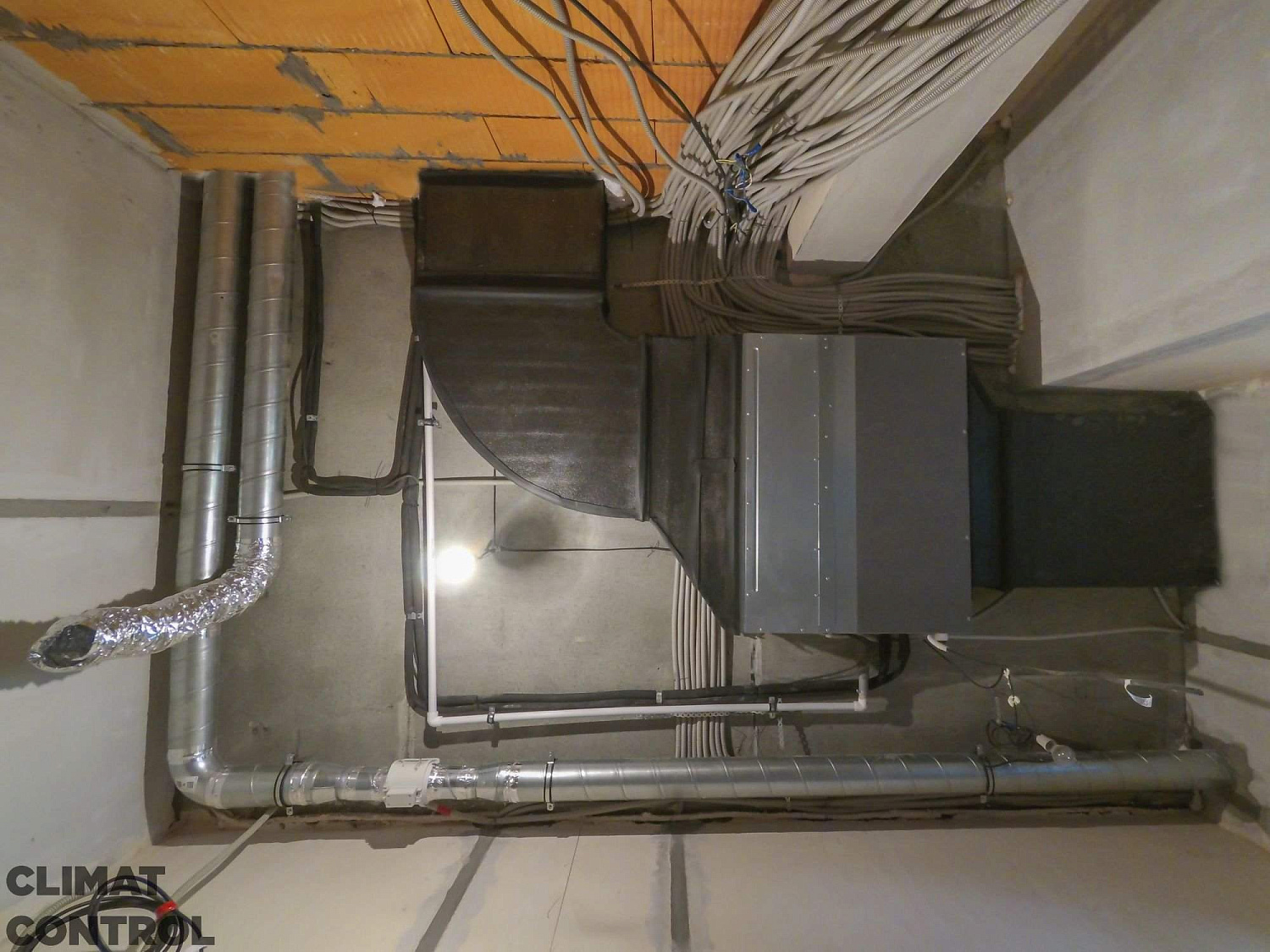 Монтаж канальных кондиционеров в Москве и области